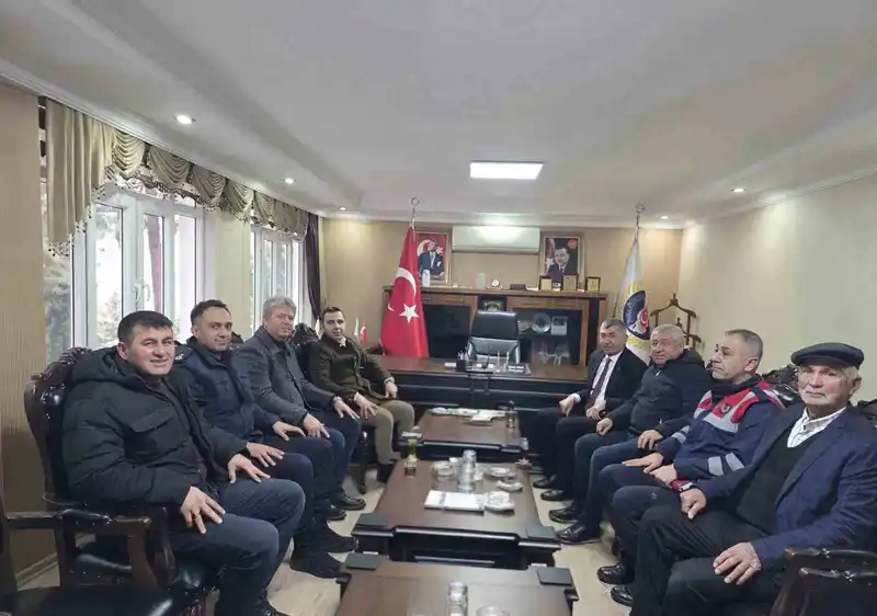 Kahta Kaymakamı Şehit Ailelerini Ziyaret Etti