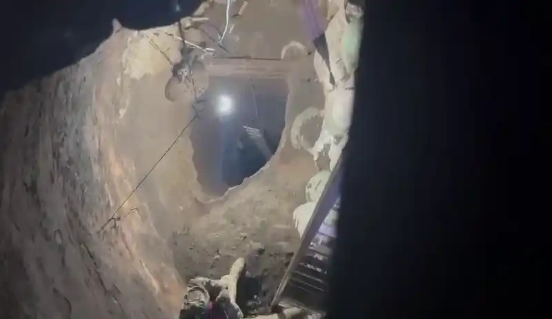 Hatay'da define için 40 metrelik kuyu açıldı