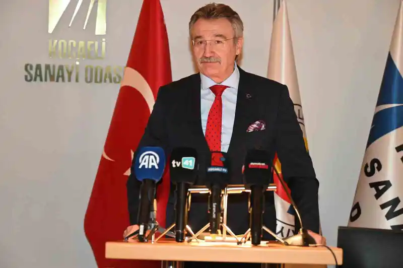 Tüzmen: '86 milyonuz ama sanayide adam yok'