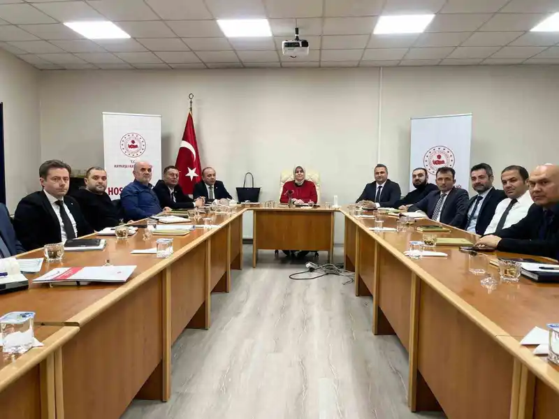 Kaynaşlı'da Tarım Toplantısı: Üretim Planlaması ve Destekler Görüşüldü