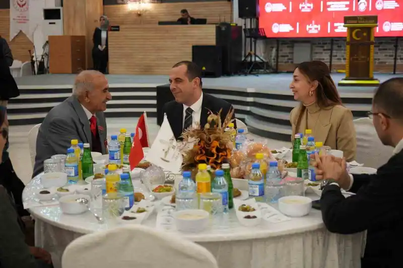 Iğdır'da Şehit Aileleri ve Gaziler İftarda Buluştu