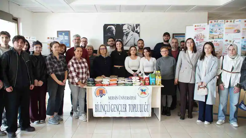 Mersin Üniversitesi'nden lösemili çocuklara Ramazan yardımı