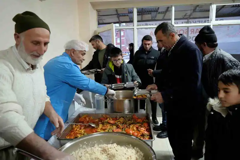 Gümüşhane'de 22 yıllık iftar geleneği sürüyor