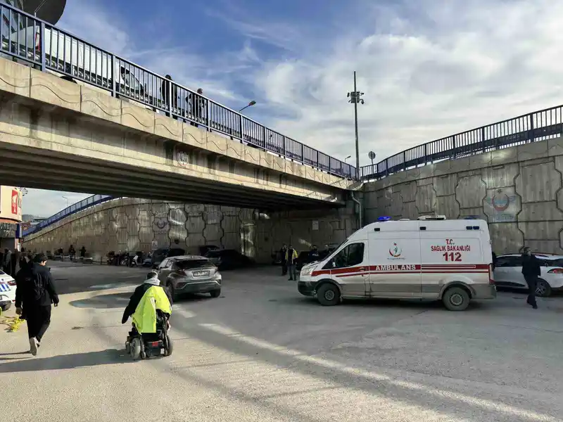 Karabük'te köprüden atlamak isteyen kişi düştü