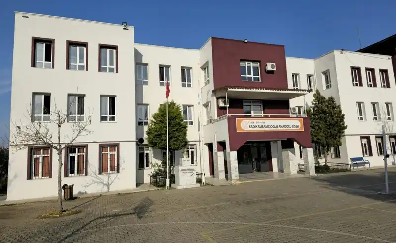 Bayındır Lisesi Erasmus Akreditasyonu Aldı