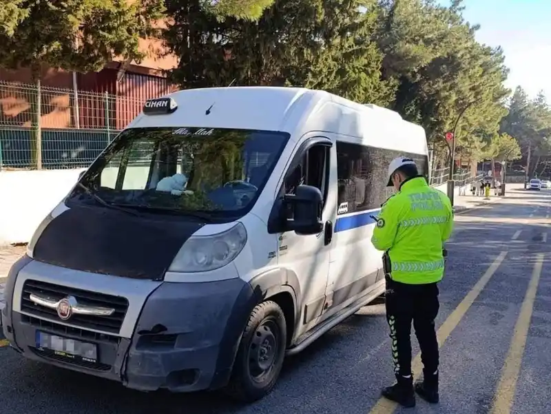 Manisa'da korsan taşımacılık denetimi: 273 araç kontrol edildi