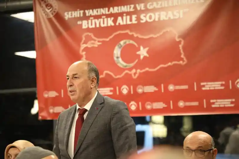 Alaca'da şehit aileleri ve gaziler Ramazan'ın ilk iftarında bir araya geldi