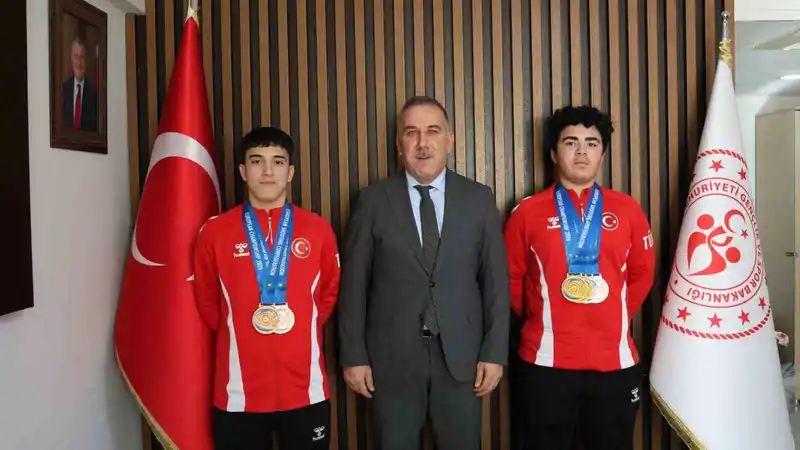 Aydınlı sporcular Avrupa'da rekor kırdı