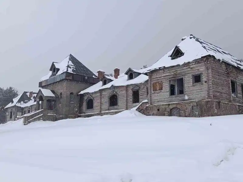 Sarıkamış'taki asırlık Rus köşkü yok oluyor