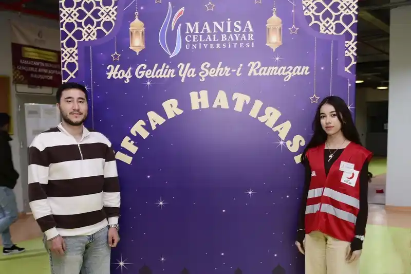 MCBÜ öğrencileri ramazanın ilk iftarında buluştu