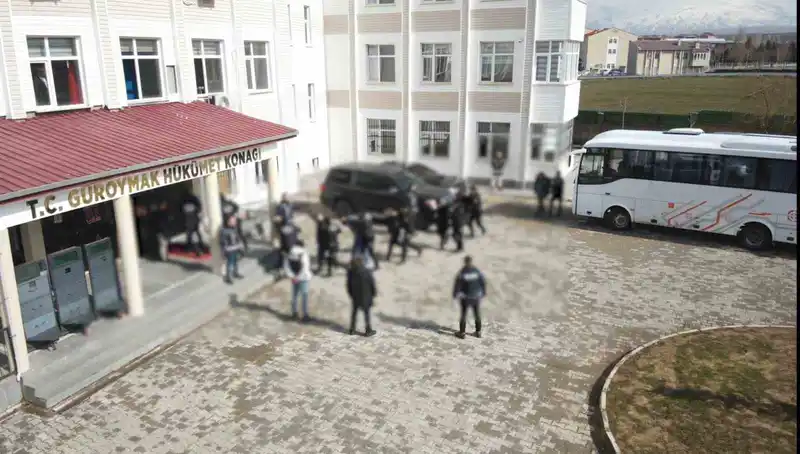Bitlis'te tefeci şebekesine operasyon: 7 tutuklama