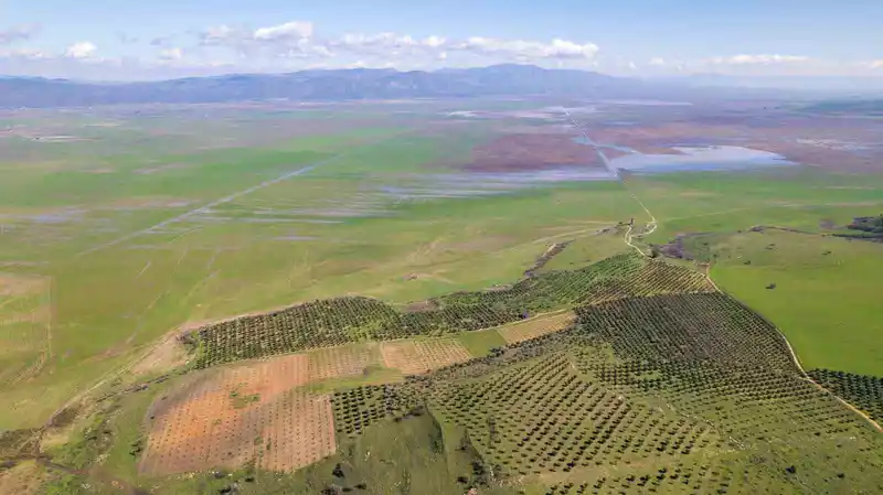 Marmara Gölü yağışlarla canlanıyor