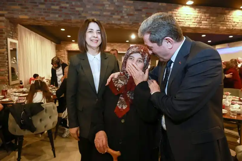 Vali Tavlı: Şehitlere Şükran Borcumuzu Ödeyemeyiz