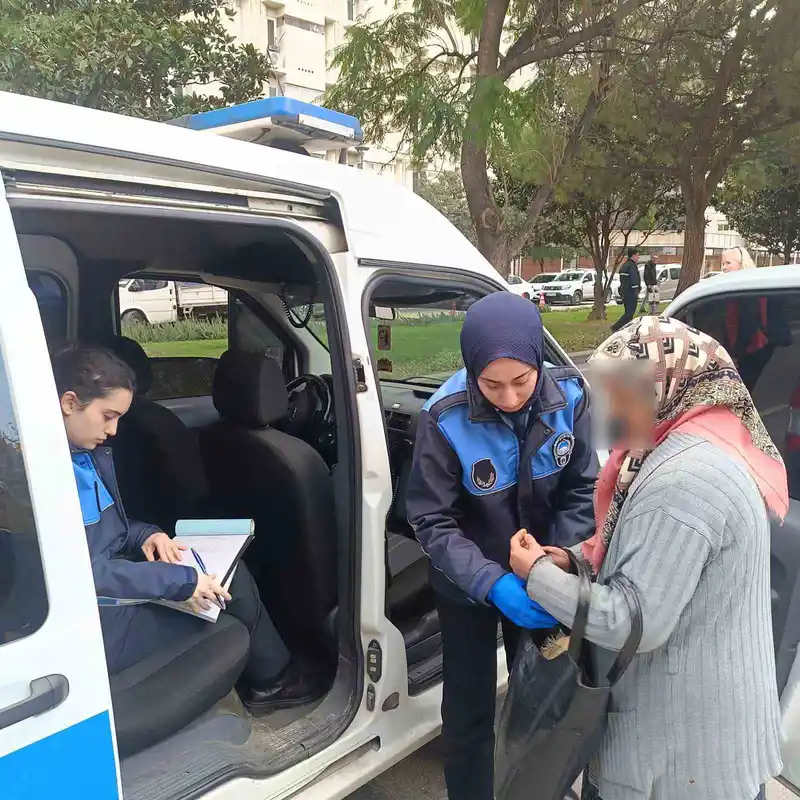 İzmir'de Ramazan'da dilencilik denetimleri artırıldı, 891 kişiye işlem yapıldı