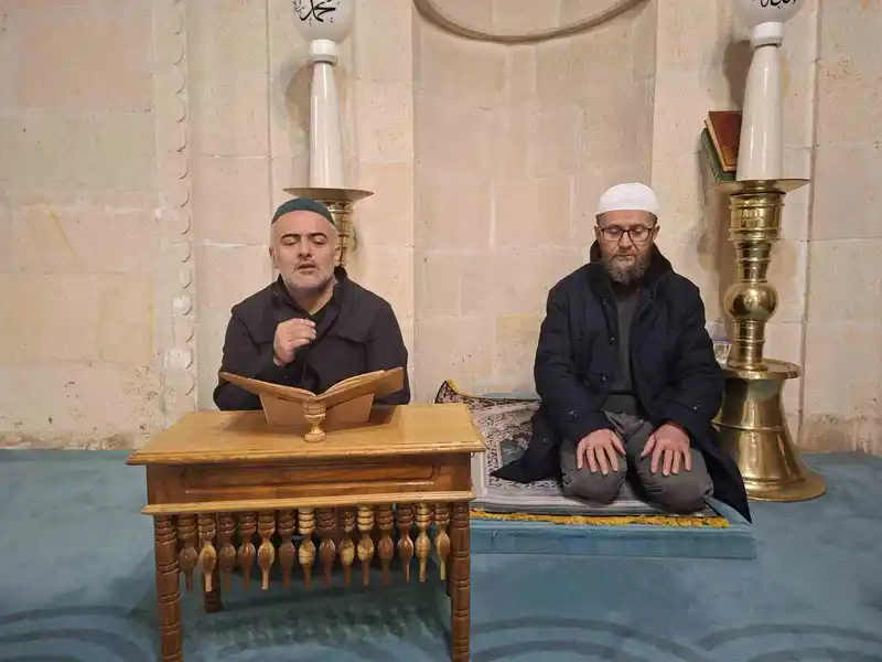 Bayburt'ta kurtuluş yıl dönümünde şehitler için mevlit okundu