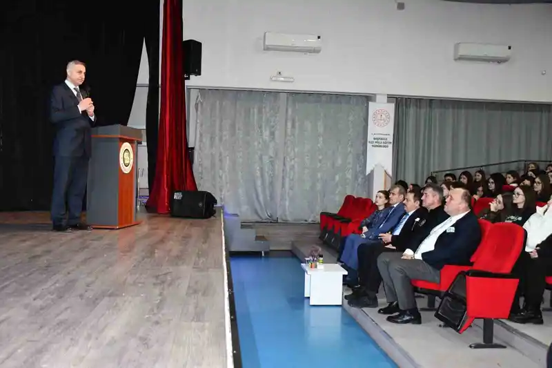 Siber tuzaklara karşı alarm: Okullarda koruyucu eğitim hamlesi