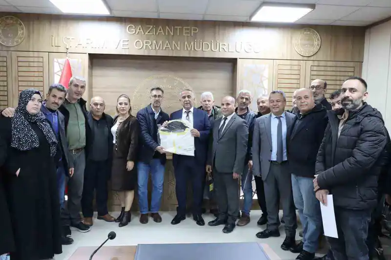 Gaziantep'te Ana Arı Yetiştiriciliği Kursu Tamamlandı, 20 Arıcı Sertifika Aldı