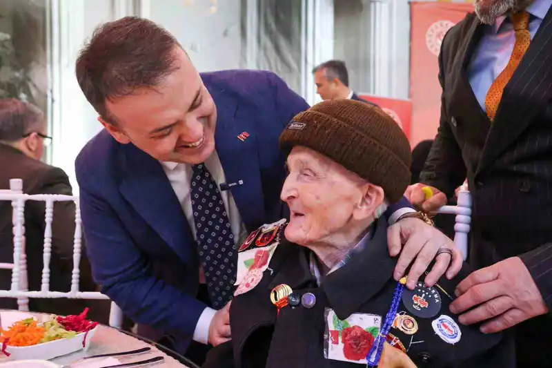 Bilecik'te Şehit Aileleri ve Gaziler Büyük Aile Sofrası'nda Buluştu