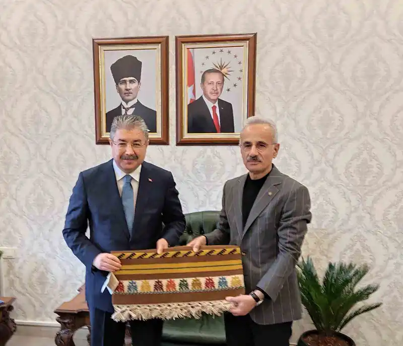 Bakan Uraloğlu Eskişehir'de: Valilik Ziyareti Gerçekleştirdi