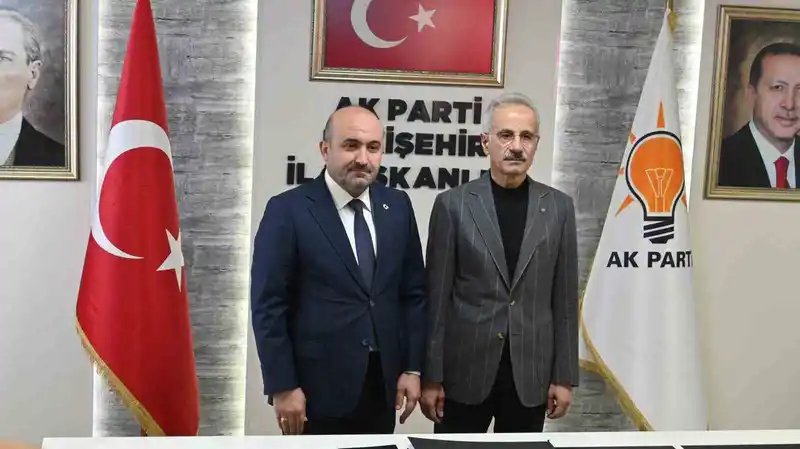 Bakan Uraloğlu, AK Parti Eskişehir Teşkilatı'nı Ziyaret Etti