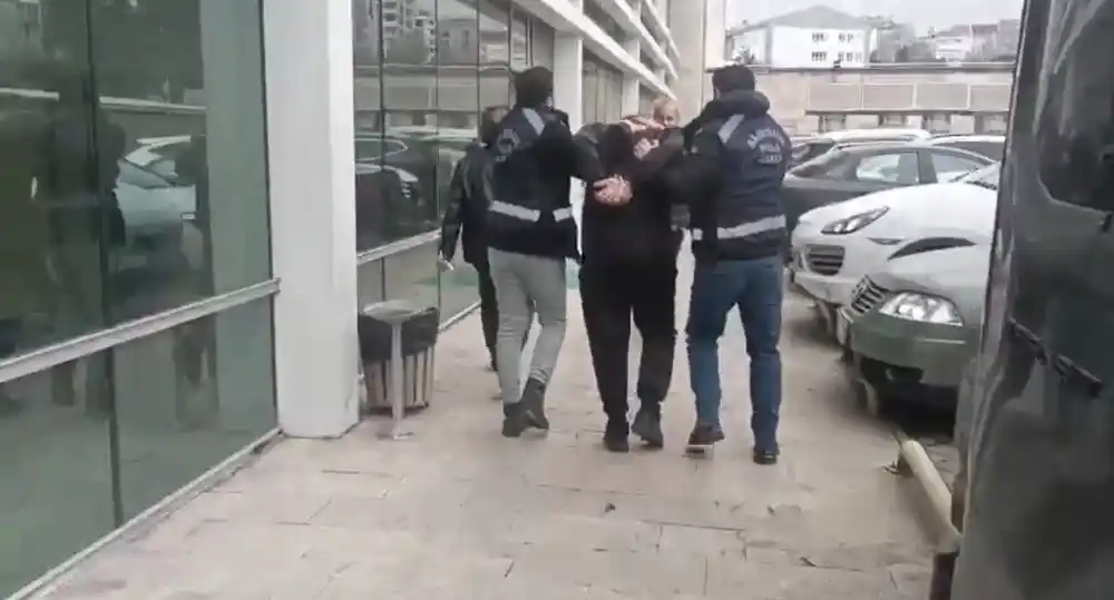 Samsun’da aranan şahıslar yakalandı