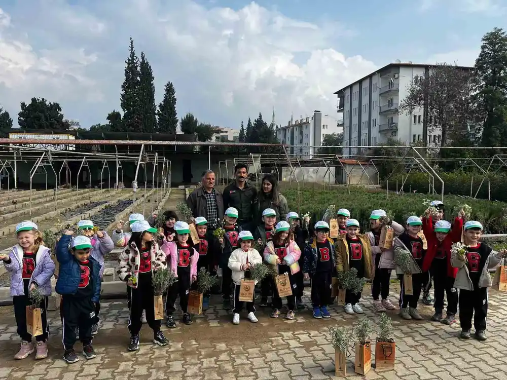Aydın’da miniklere orman sevgisi aşılandı