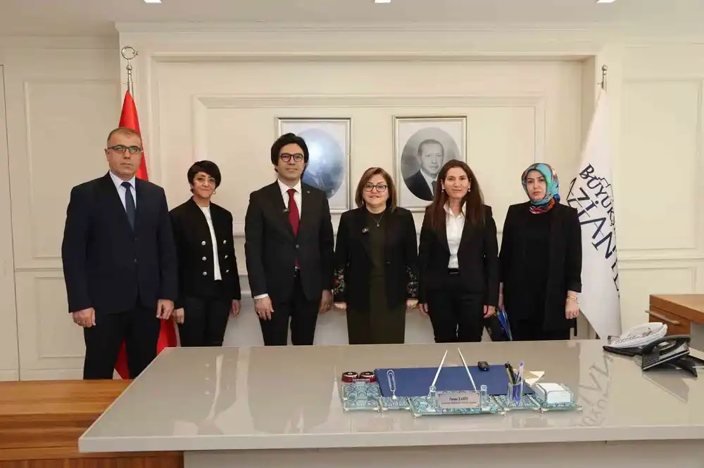 Gaziantep Büyükşehir’den doğum sürecine destek için ebe eşliği modeli