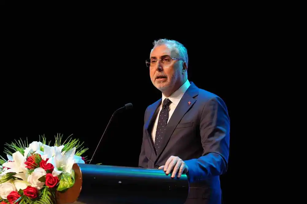 Bakan Vedat Işıkhan: 