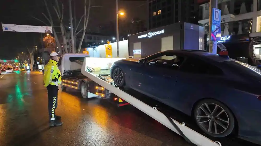 Makas atan gençten akıllara durgunluk getiren savunma