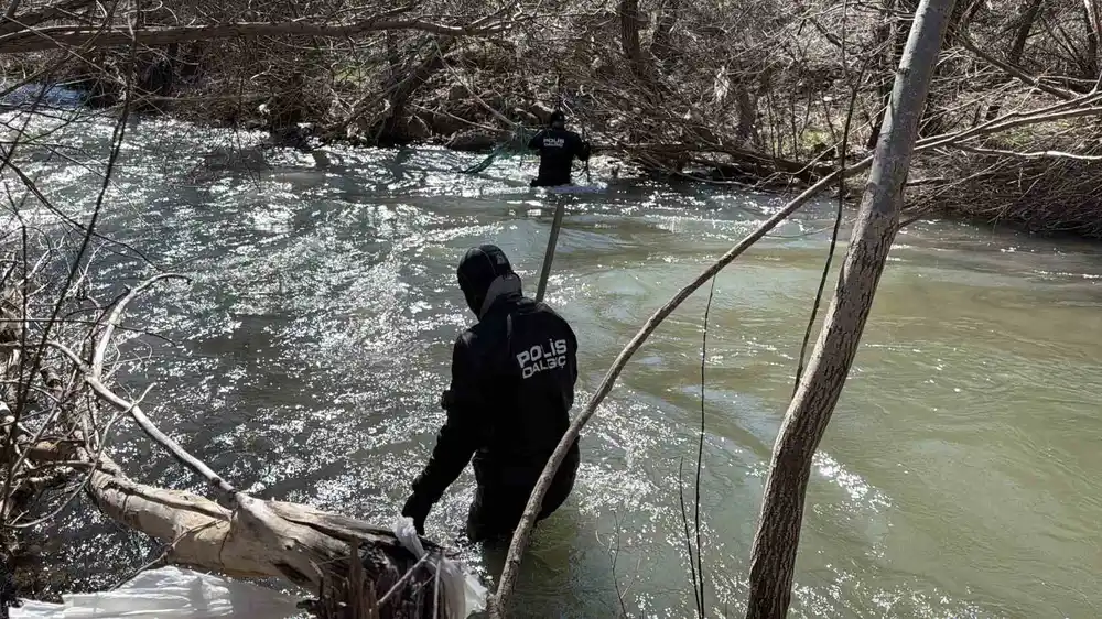 Kayıp Fırat Can, 180 kişilik ekiple her yerde aranıyor
